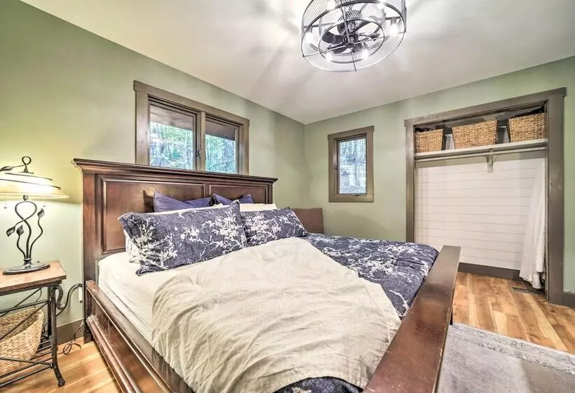 Chic Brevard Cabin   Nature, Trails, & Water!