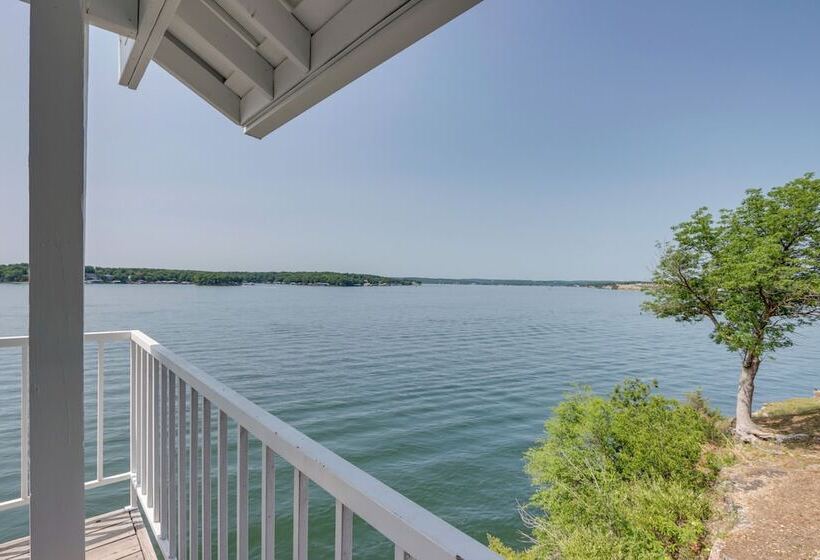 Cliff View Haven  Rocky Mount Gem W/ Deck!