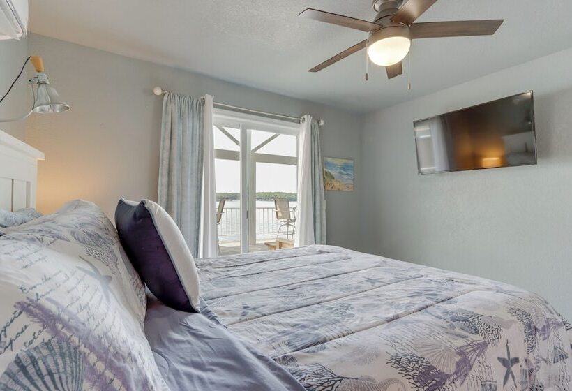 Cliff View Haven  Rocky Mount Gem W/ Deck!