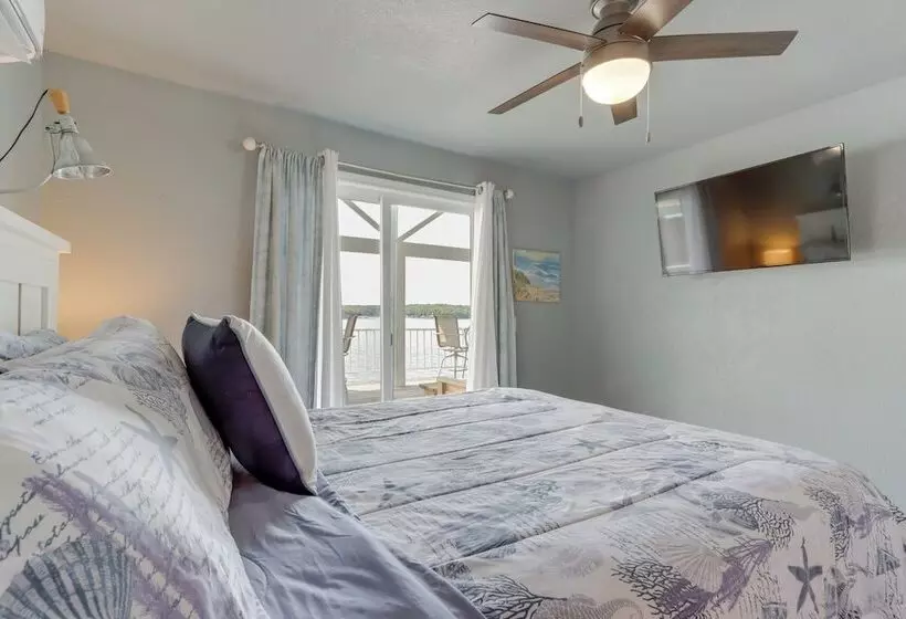 Cliff View Haven  Rocky Mount Gem W/ Deck!