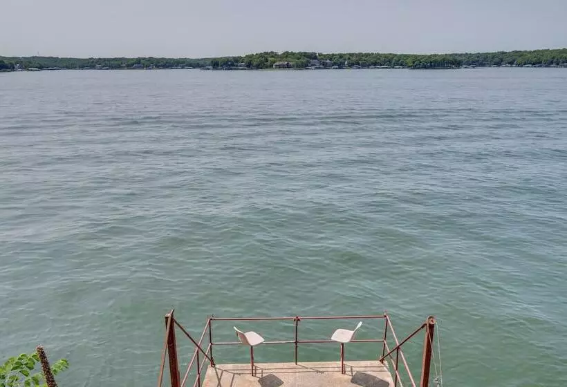 Cliff View Haven  Rocky Mount Gem W/ Deck!