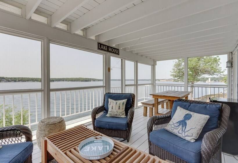 Cliff View Haven  Rocky Mount Gem W/ Deck!