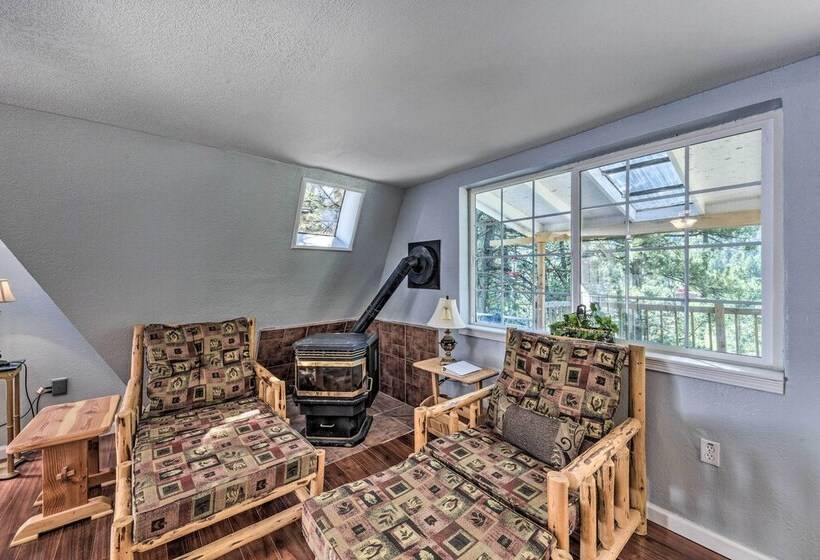 Cloudcroft Cabin W/ National Forest Views!