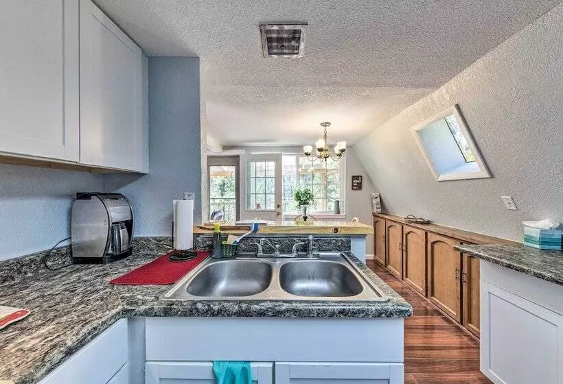 Cloudcroft Cabin W/ National Forest Views!