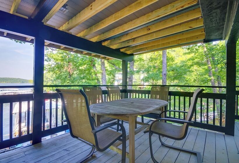Dock, Boat Slip & View: Lakefront Tan Tar A Home!