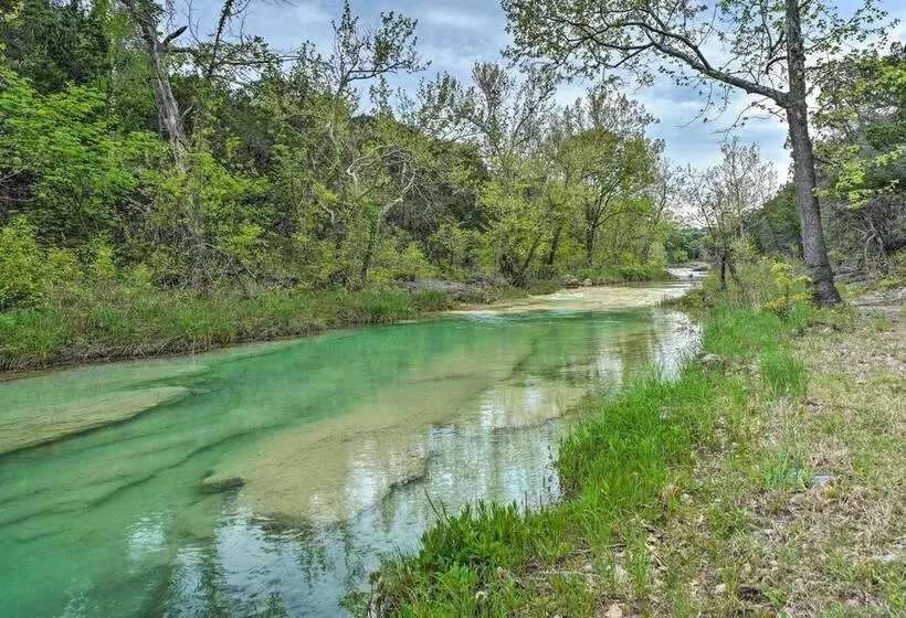 Cozy Davis Cabin W/ Deck   Nestled By Honey Creek!