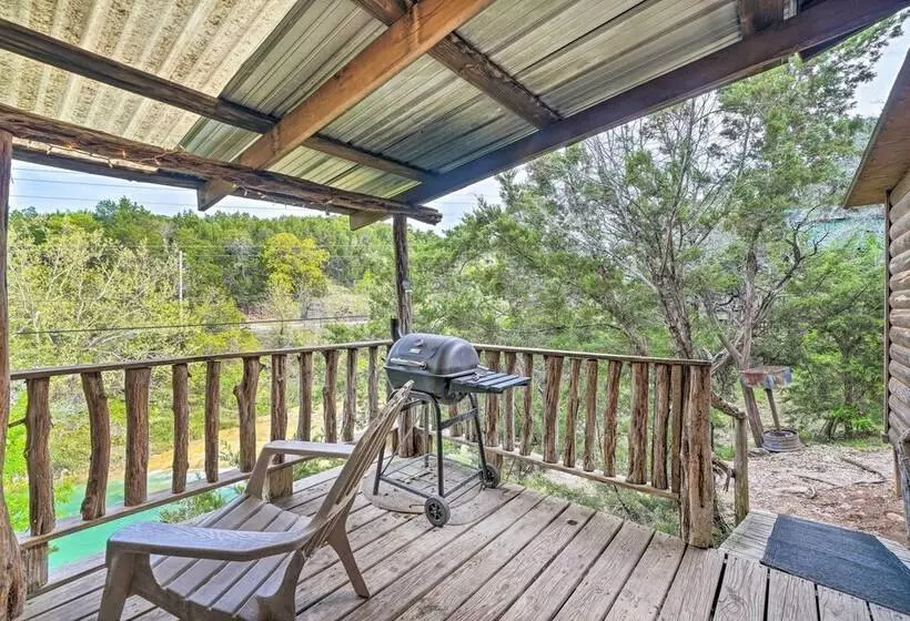 Cozy Davis Cabin W/ Deck   Nestled By Honey Creek!
