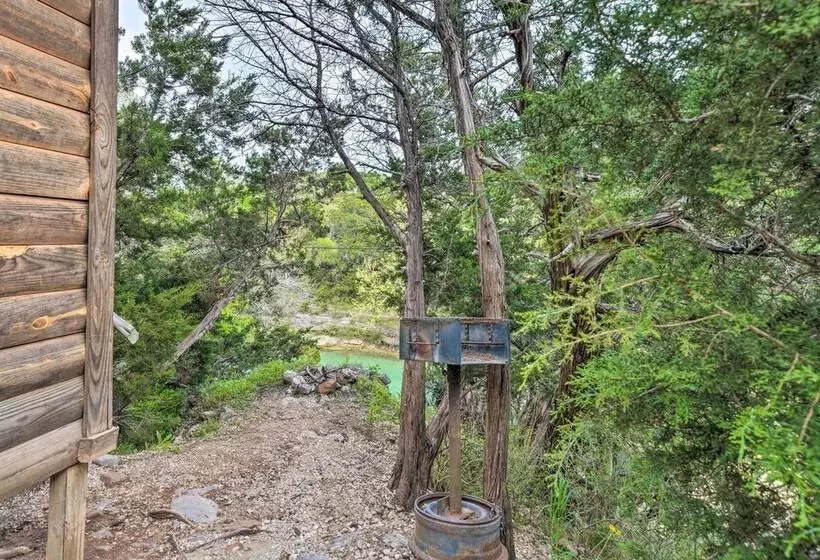 Cozy Davis Cabin W/ Deck   Nestled By Honey Creek!