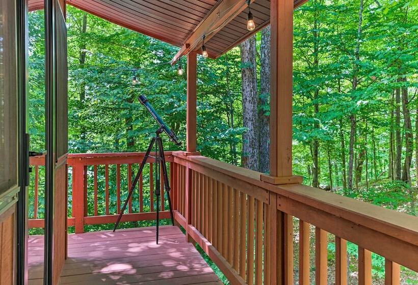 Lake Ariel Gem W/ Fire Pit Near Skiing!