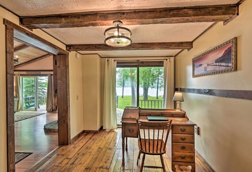 Cozy Lake Champlain Cottage W/ Beautiful View