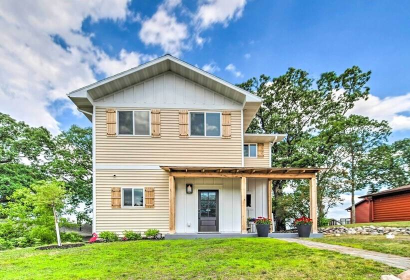 Family Friendly Home On Pelican Lake W/ Fire Pit