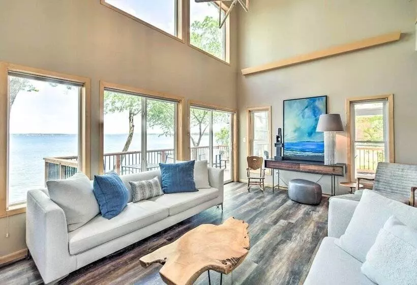 Family Friendly Home On Pelican Lake W/ Fire Pit