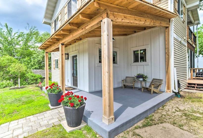 Family Friendly Home On Pelican Lake W/ Fire Pit