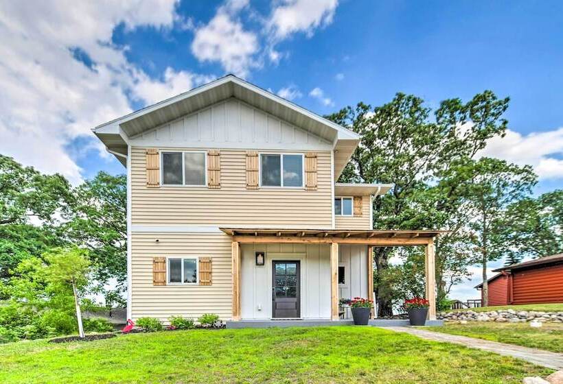 Family Friendly Home On Pelican Lake W/ Fire Pit