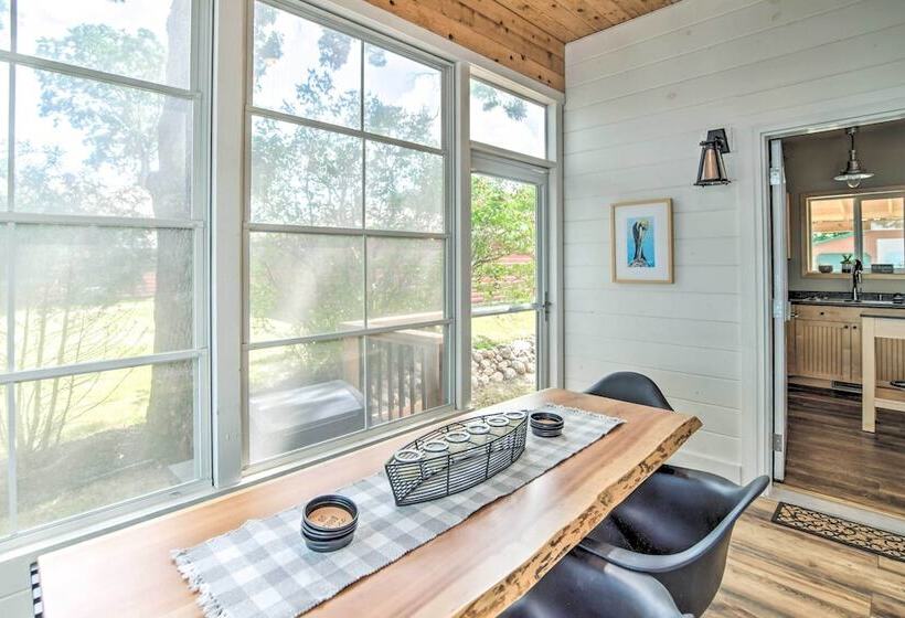 Family Friendly Home On Pelican Lake W/ Fire Pit
