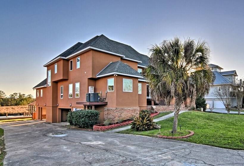 Gorgeous Ocean Springs Waterfront Home W/ Dock!