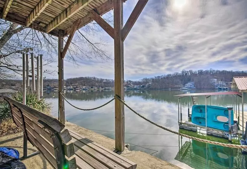 Gravois Mills Home: Boating Vacation!