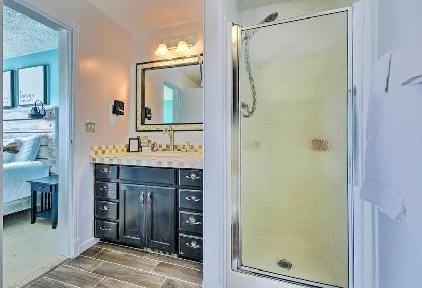 Gravois Mills Home: Boating Vacation!