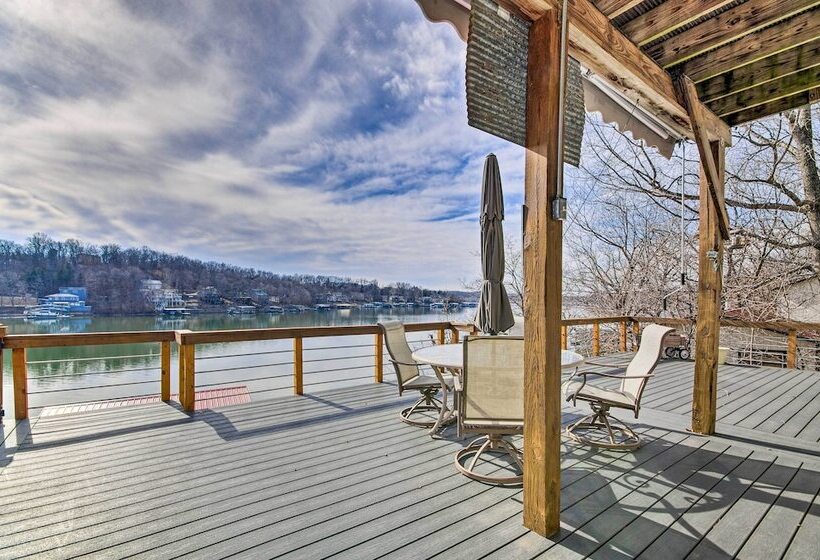 Gravois Mills Home: Boating Vacation!