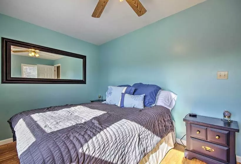 Gravois Mills Home: Boating Vacation!