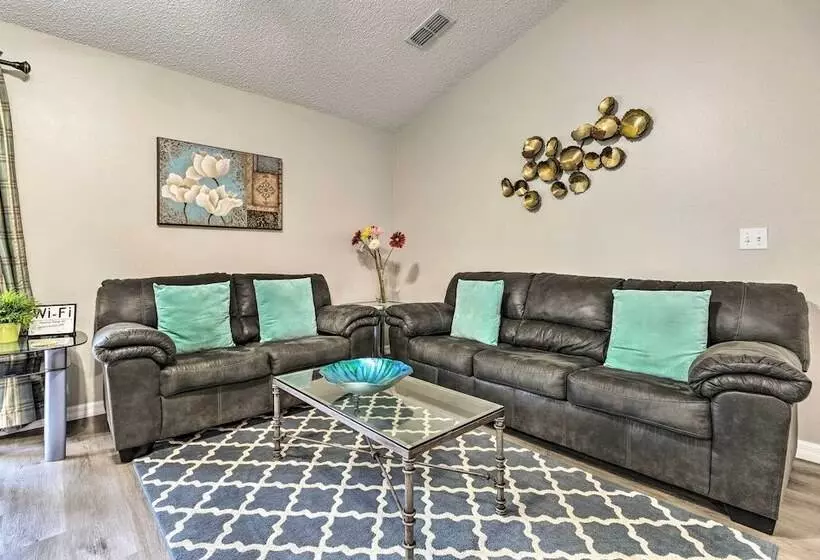 Kissimmee Retreat: Fenced In Yard W/ Pool!