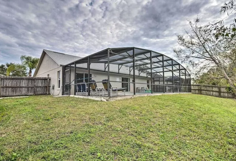Kissimmee Retreat: Fenced In Yard W/ Pool!