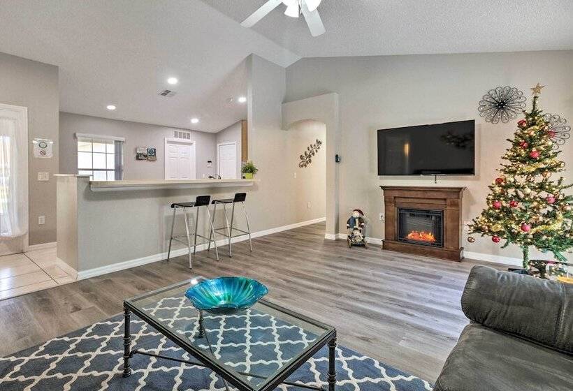 Kissimmee Retreat: Fenced In Yard W/ Pool!
