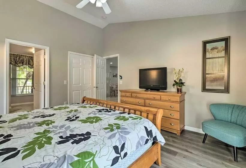 Kissimmee Retreat: Fenced In Yard W/ Pool!