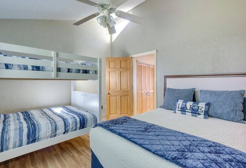 Lakefront Montgomery Home W/ Porch & Dock!