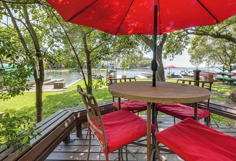 Lakefront Montgomery Home W/ Porch & Dock!
