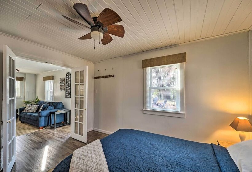 Lakeview Mecosta Cottage W/ Grill + Fire Pit