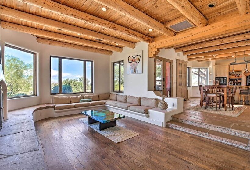 Luxe Adobe Retreat W/ Mountain & Golf Course Views
