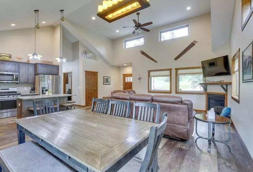 Family Friendly Lead Cabin Near Atv/snowmobiling