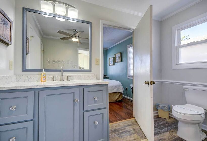 Ocean Isle Beach Home W/ Canal Views!