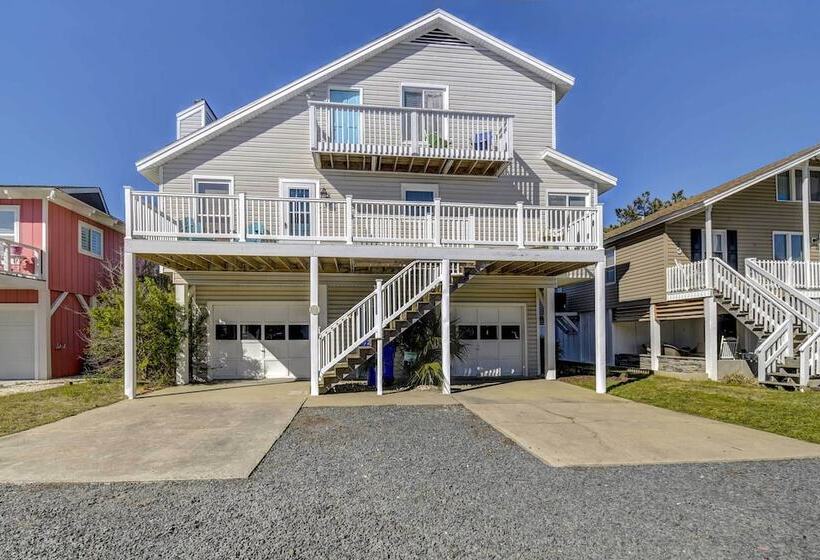 Ocean Isle Beach Home W/ Canal Views!