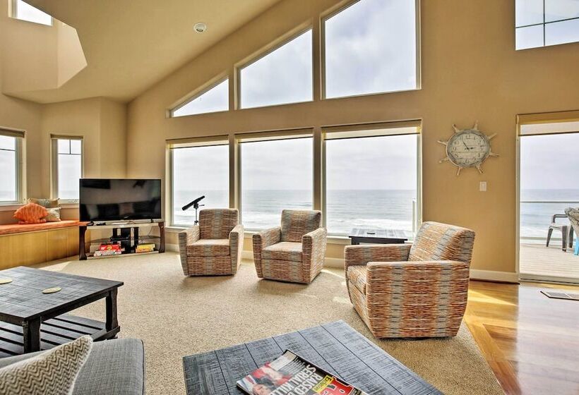 Oceanfront South Beach Home W/hot Tub & Sauna