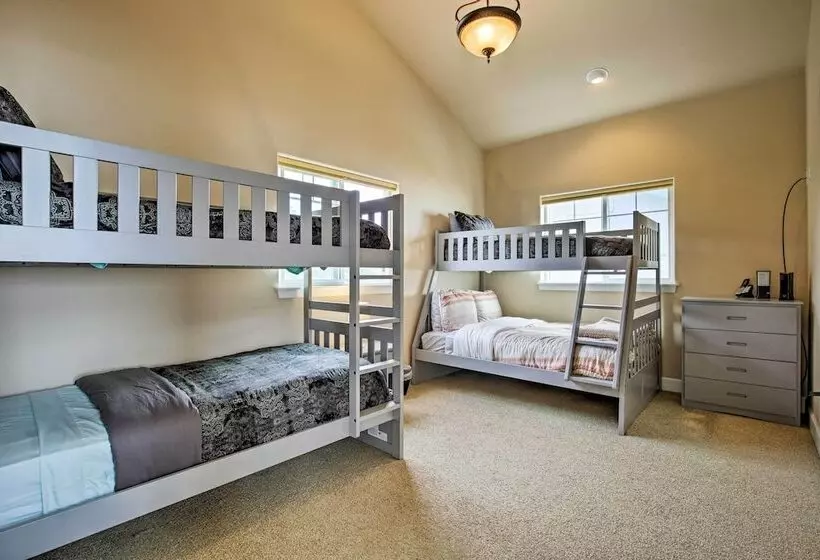 Oceanfront South Beach Home W/hot Tub & Sauna