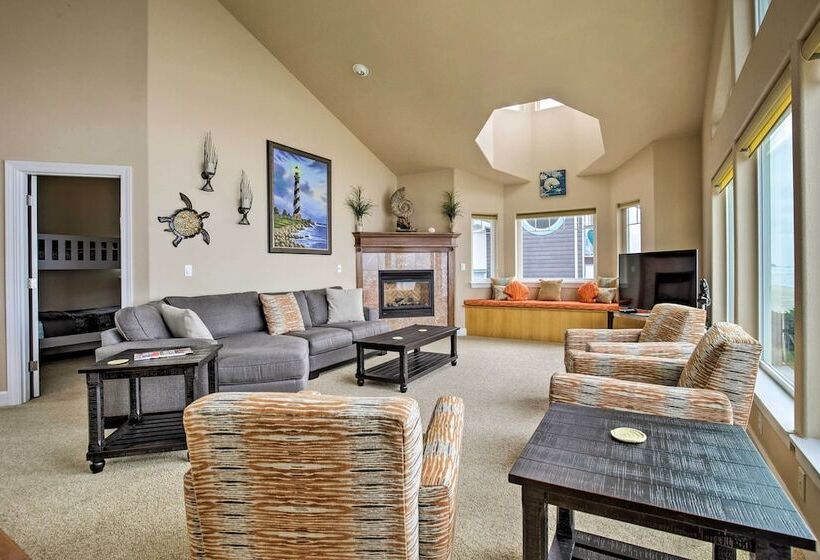 Oceanfront South Beach Home W/hot Tub & Sauna