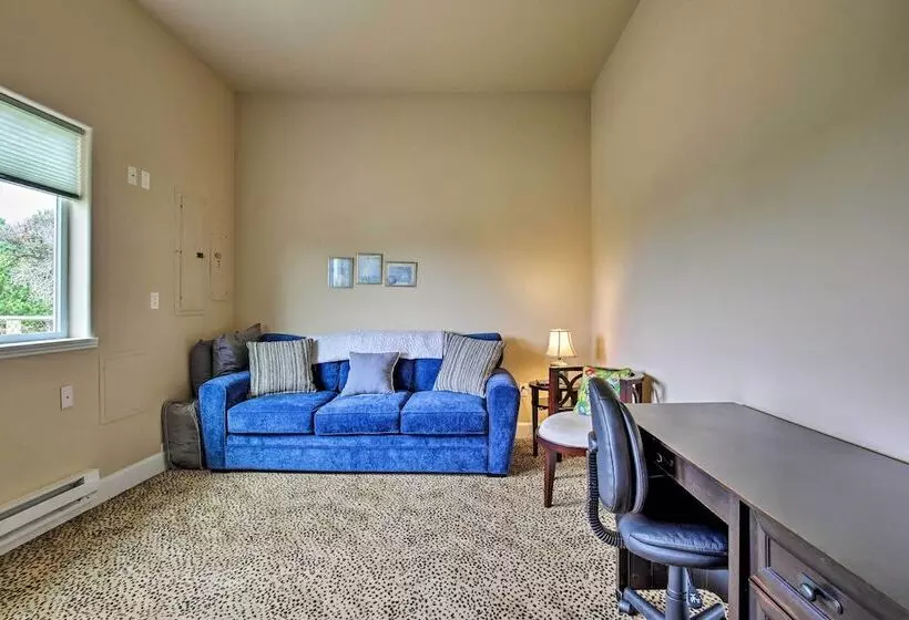 Oceanfront South Beach Home W/hot Tub & Sauna