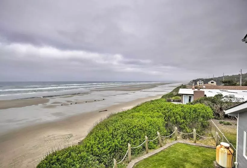 Oceanfront South Beach Home W/hot Tub & Sauna
