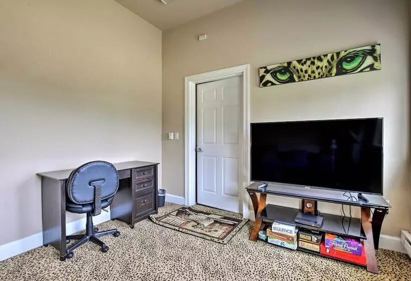 Oceanfront South Beach Home W/hot Tub & Sauna