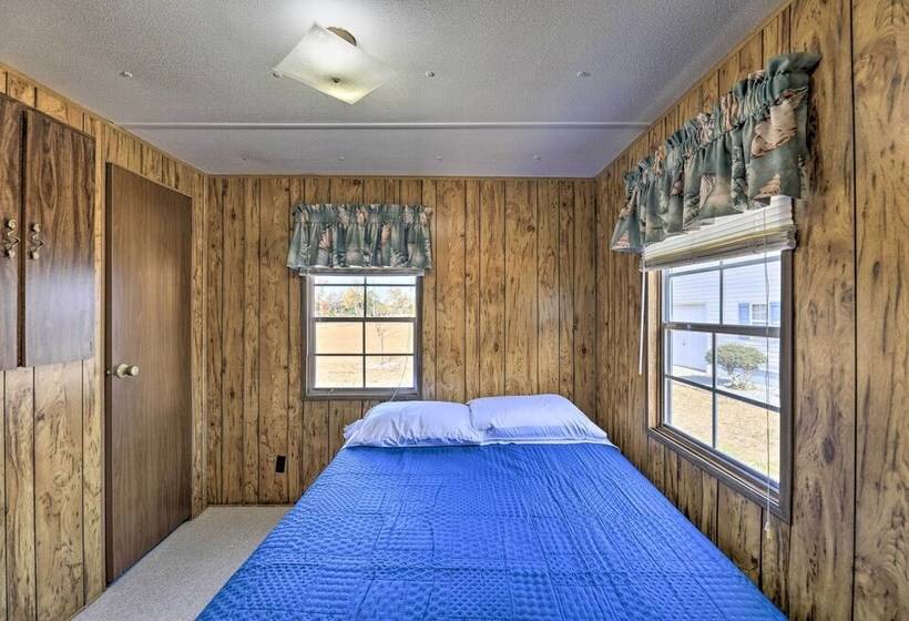 Pet Friendly Cabin W/ Dock: Fish & Explore!