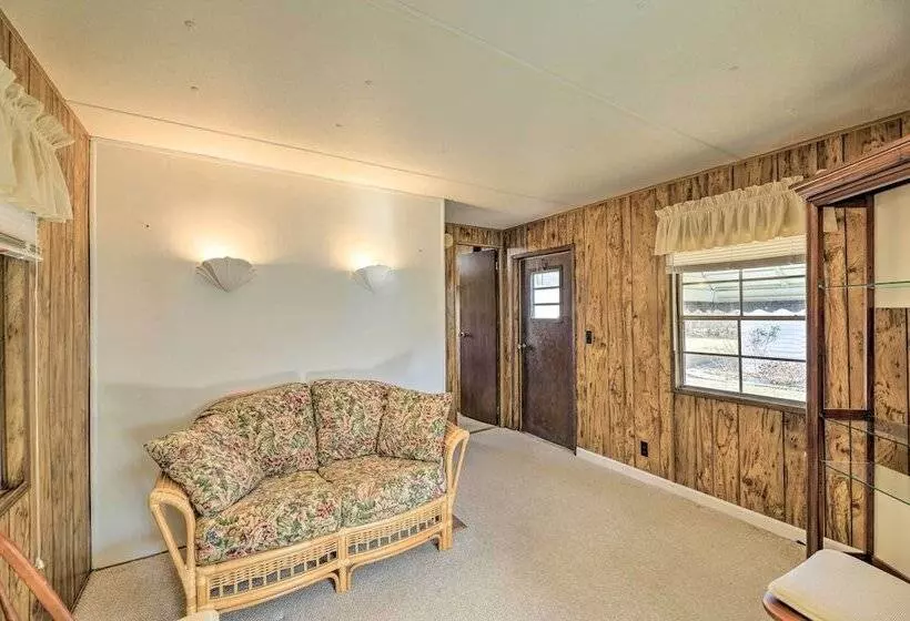 Pet Friendly Cabin W/ Dock: Fish & Explore!