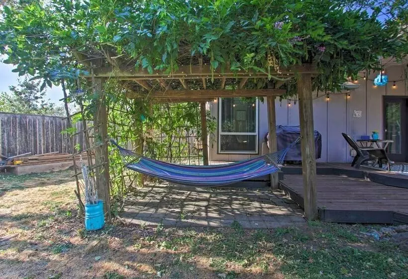 Pet Friendly Home W/ Grill, 2 Mi To Autzen Stadium