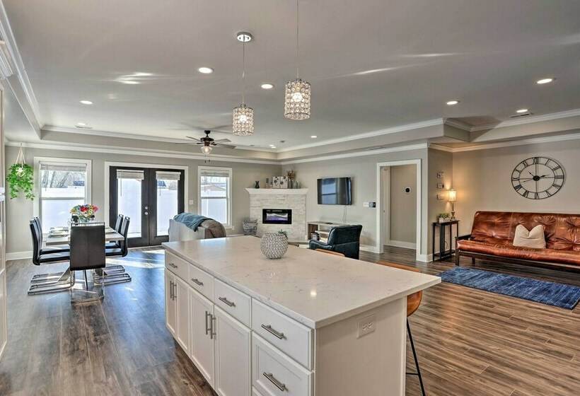 Petfriendly Home, 5 Mi To Dtwn Louisville!