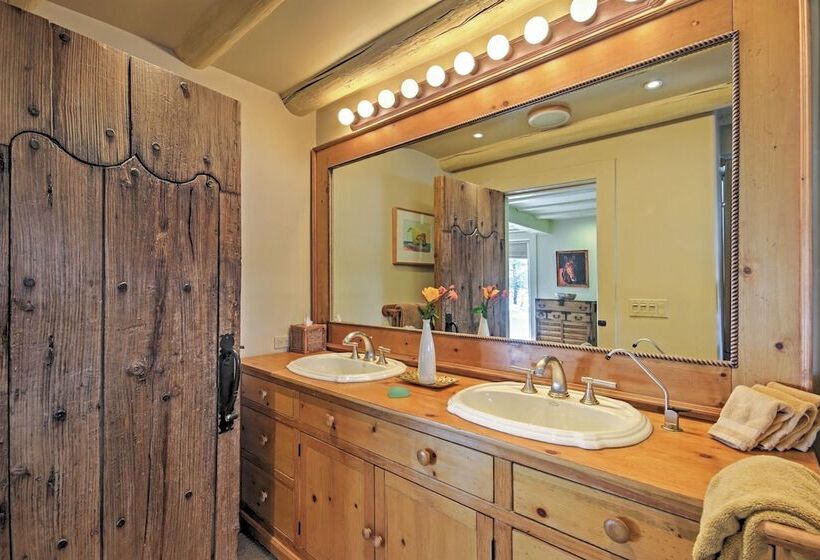 Snowmass Home W/ Hot Tub, Fireplace, & Mtn Views!