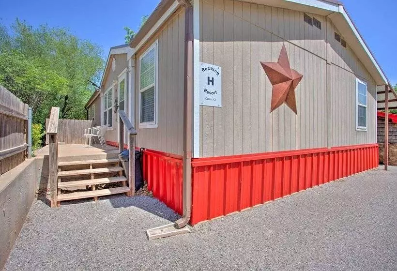 Spacious House ~ 1 Mi To Lake & Boat Ramp!