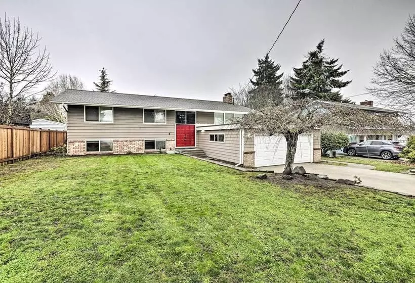 Spacious Kent Home ~ 17 Mi To Dtwn Seattle!
