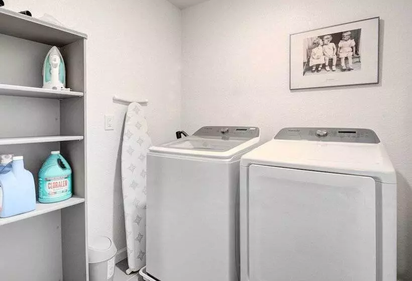 Spacious Merced Vacation Rental!