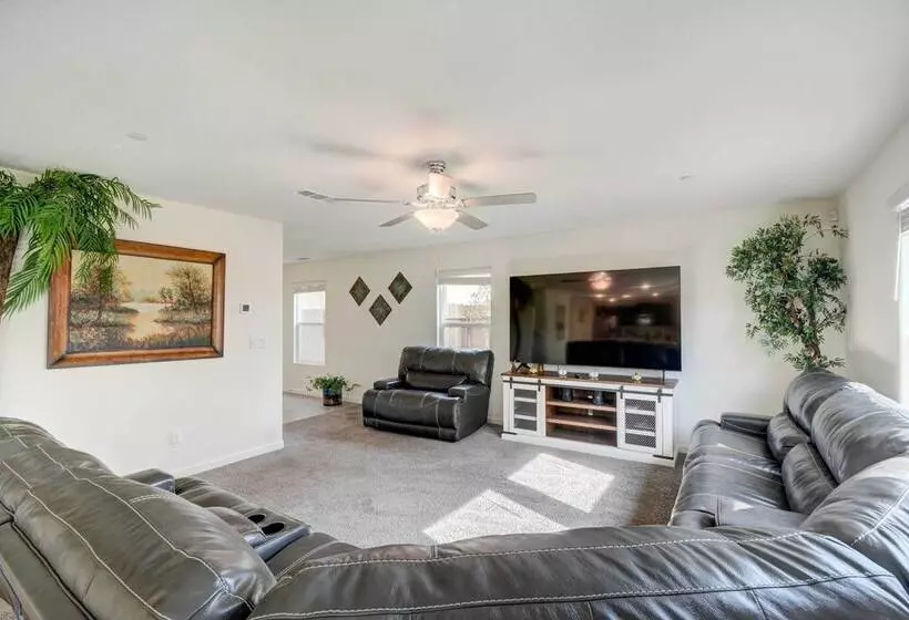 Spacious Merced Vacation Rental!